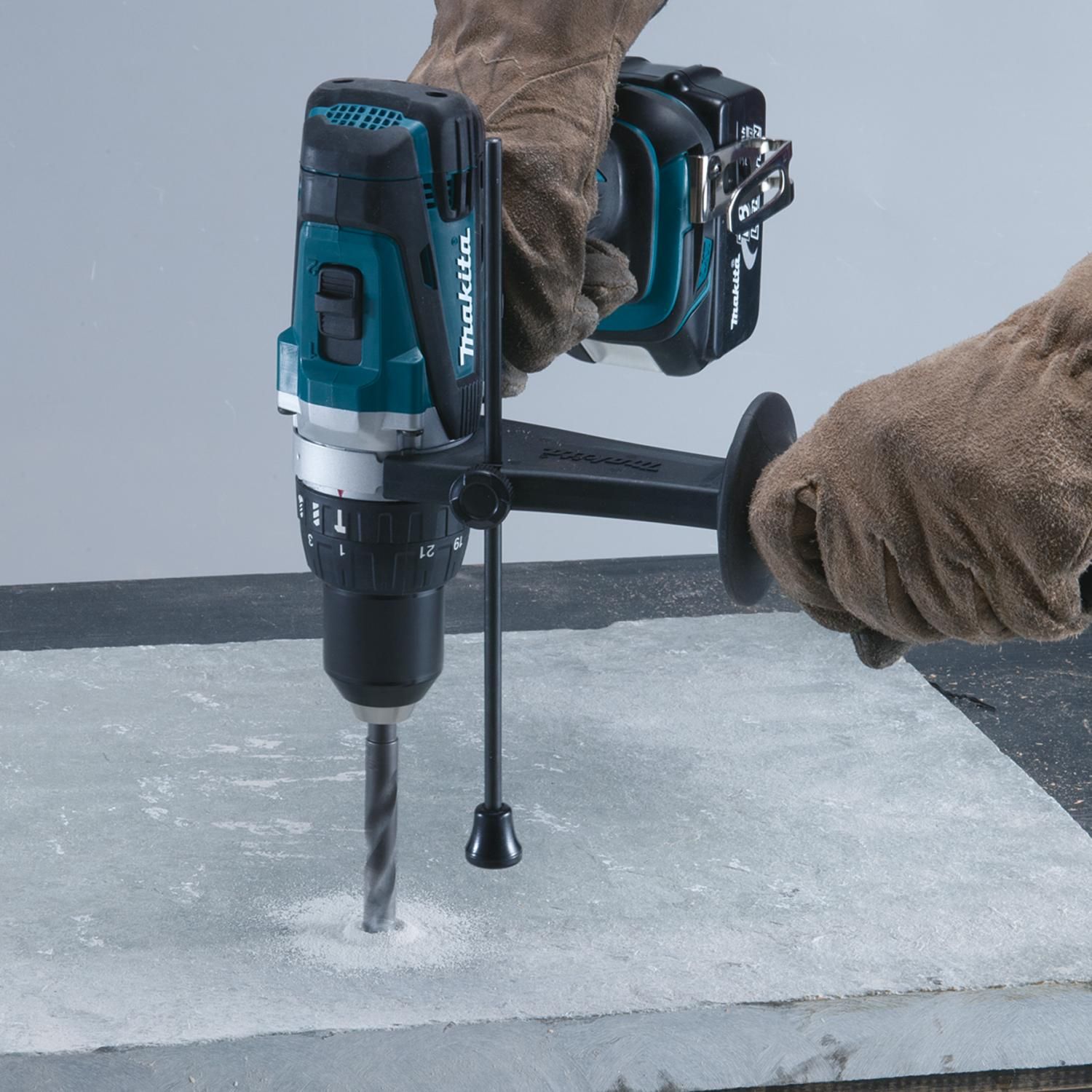 Makita DHP458RTJ 18v LXT Cordless Combi Drill Kit - Inc. 2 X 5.0AH Batteries - Image 3