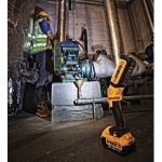 DeWalt DCL050 18v XR Cordless LED WorkLight Kit with 4.0AH Battery - Image 4